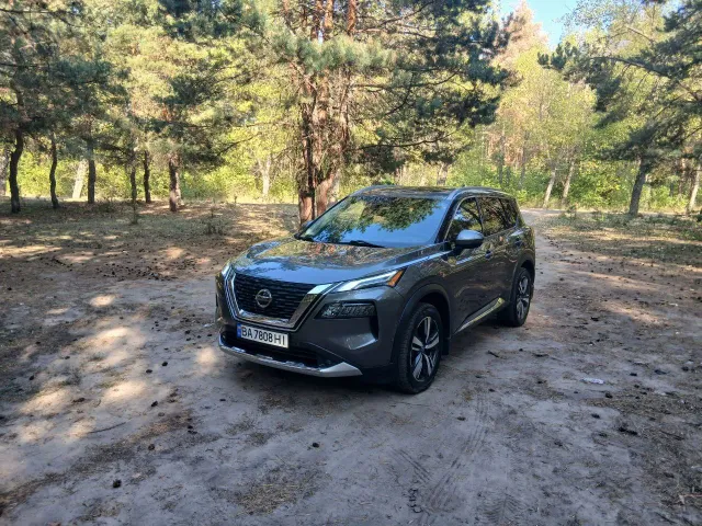 Nissan Rogue - фото 1