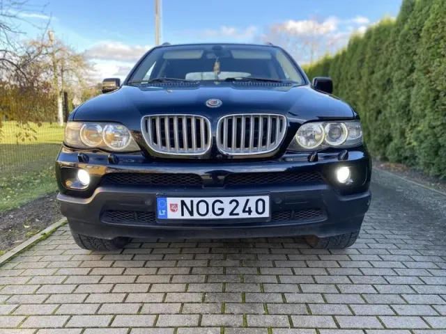 BMW X5 - фото 2