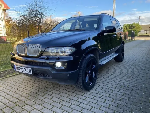 BMW X5 - фото 1
