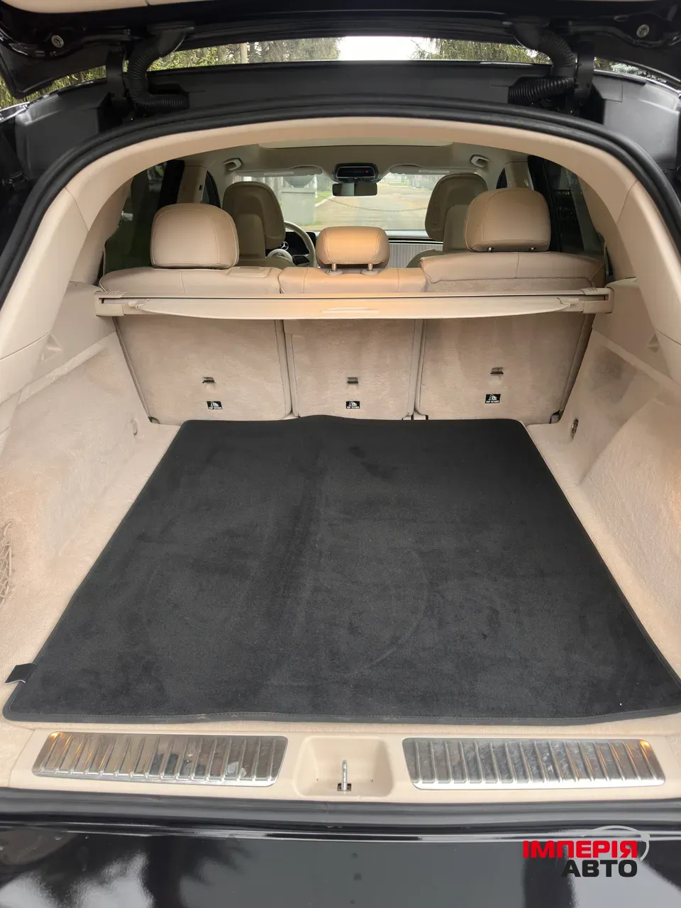 Mercedes-Benz EQS SUV - фото 18