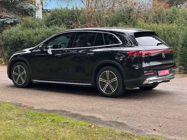 Mercedes-Benz EQS SUV - фото 4