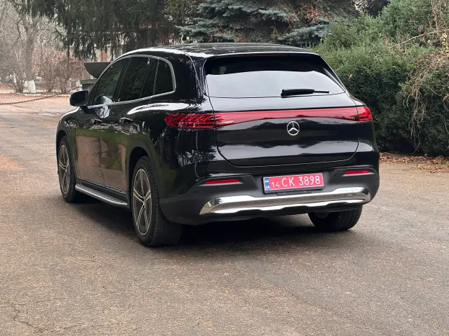 Mercedes-Benz EQS SUV - фото 5