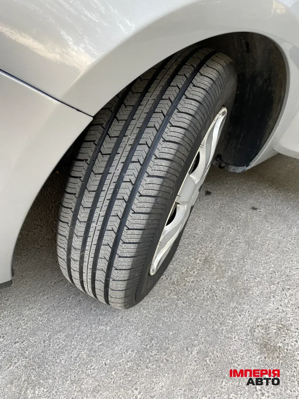 Renault Clio - фото 9