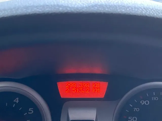 Renault Clio - фото 5