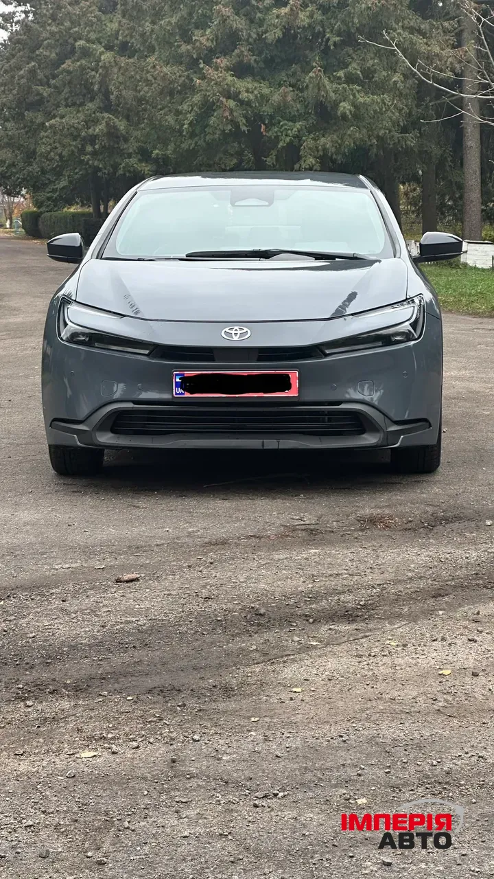 Toyota Prius - фото 3
