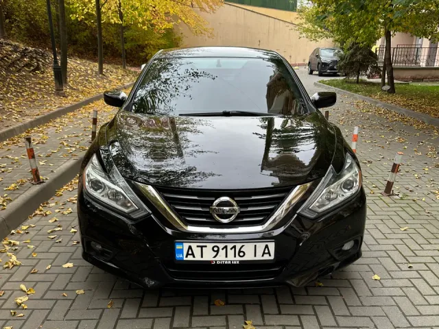 Nissan Altima - фото 2