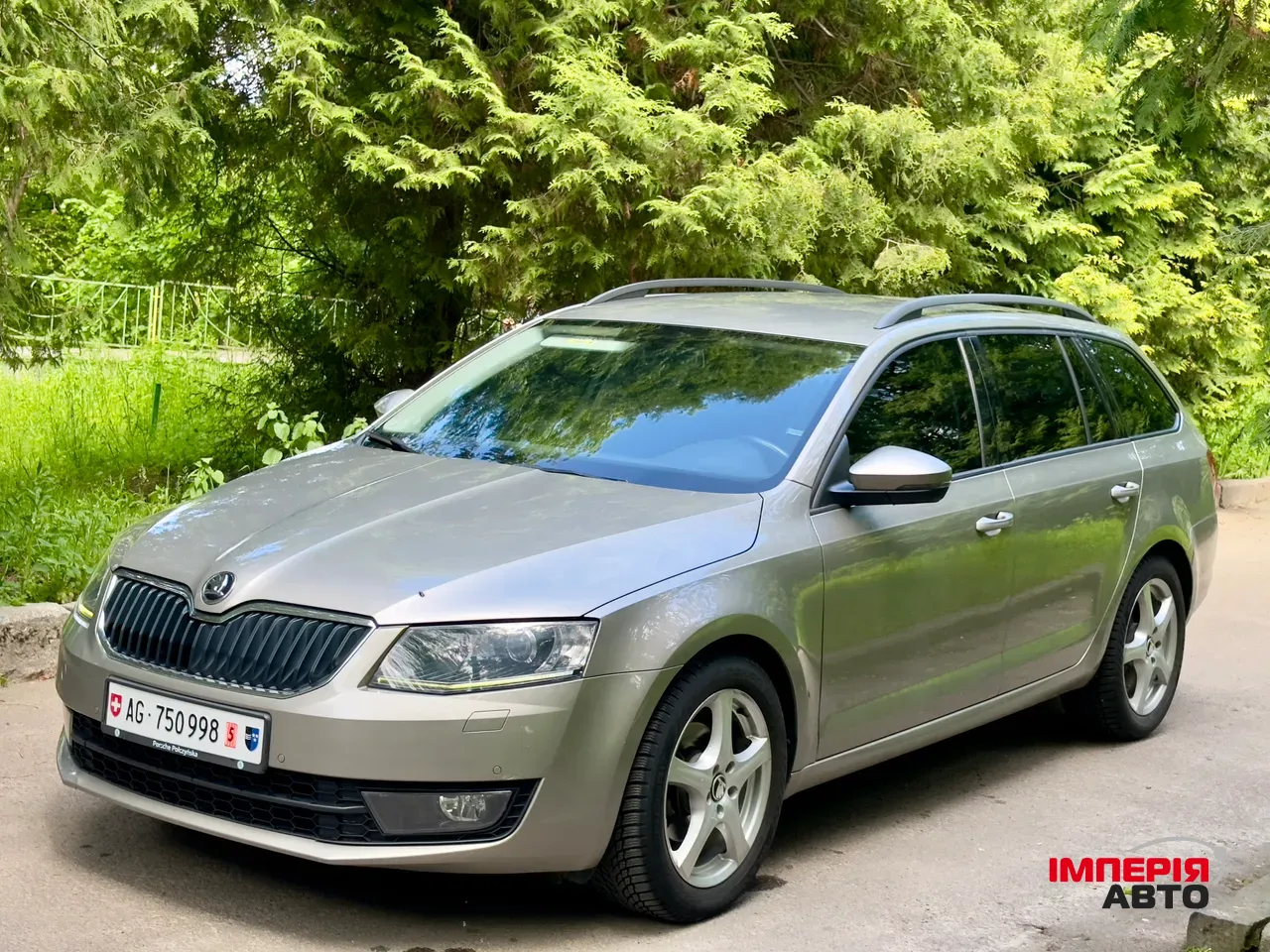 Skoda Octavia - фото 1