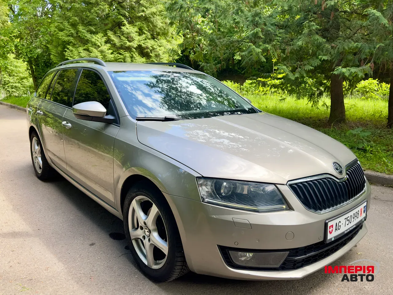 Skoda Octavia - фото 3