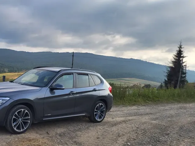 BMW X1 - фото 5
