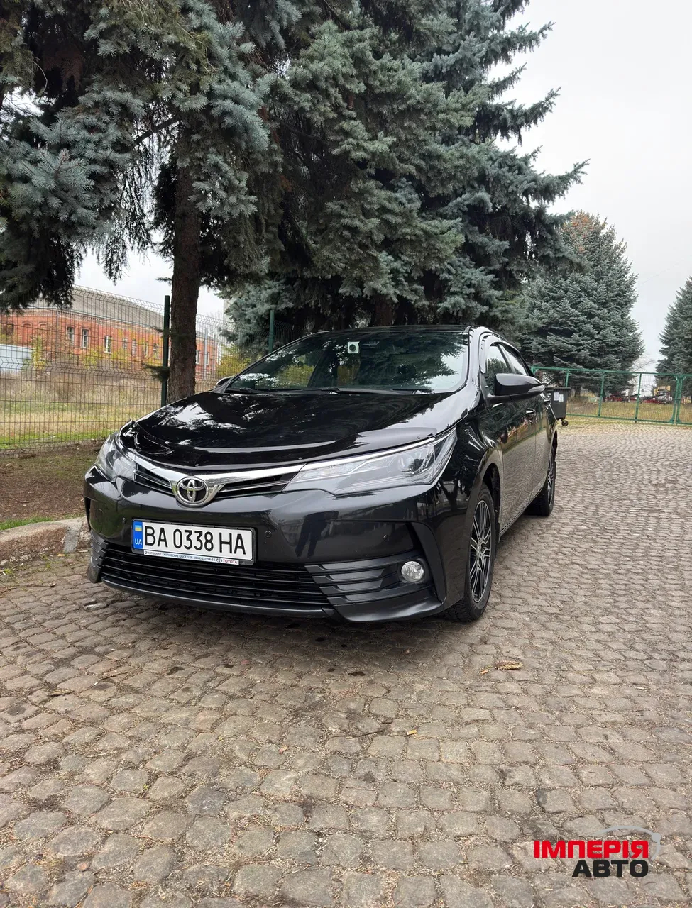 Toyota Corolla - фото 1