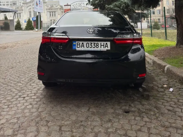 Toyota Corolla - фото 3