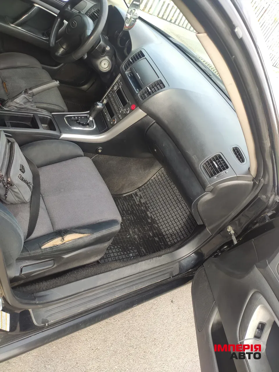 Subaru Legacy - фото 10