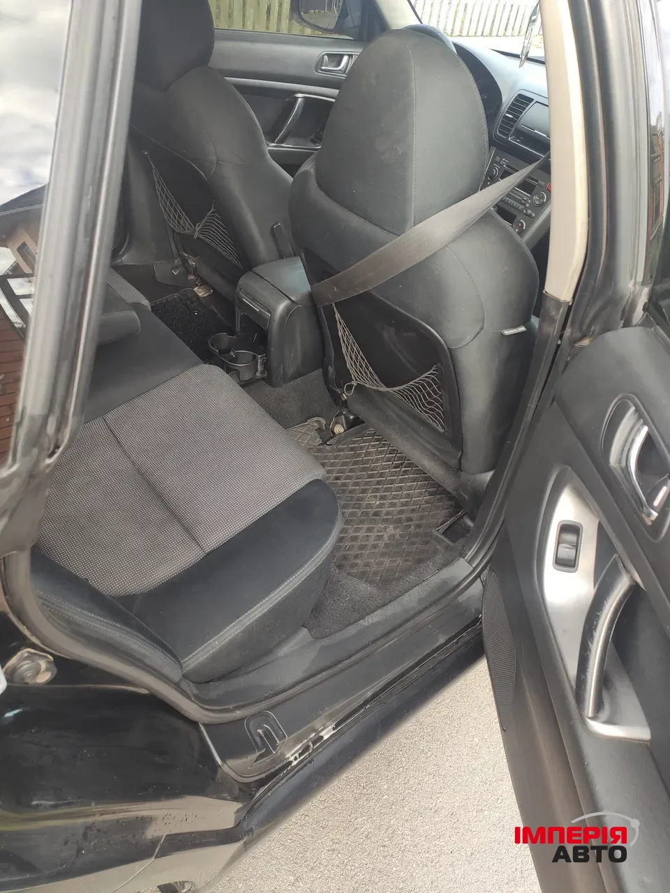 Subaru Legacy - фото 9