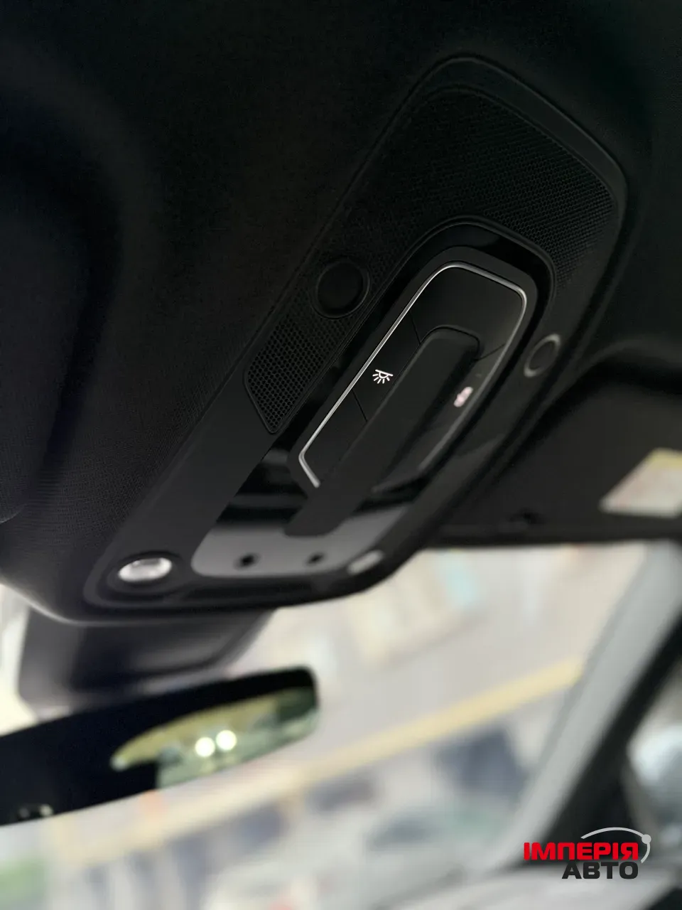 Audi Q8 - фото 15