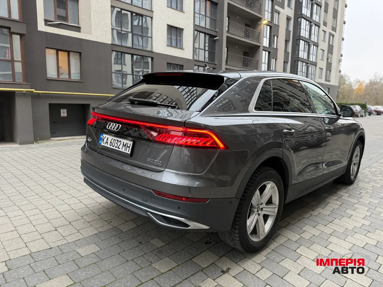 Audi Q8 - фото 5