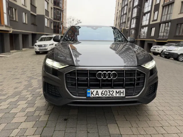 Audi Q8 - фото 4