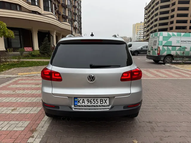 Volkswagen Tiguan - фото 5