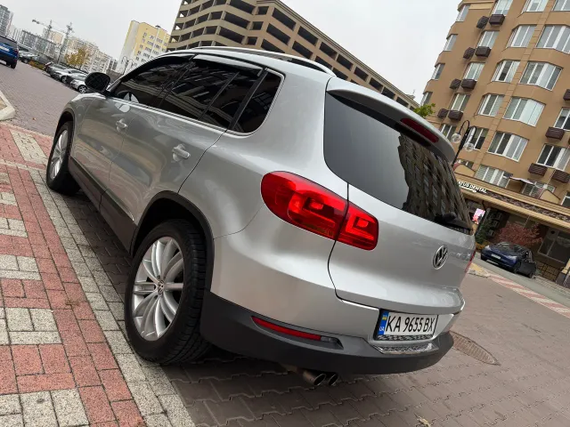 Volkswagen Tiguan - фото 4
