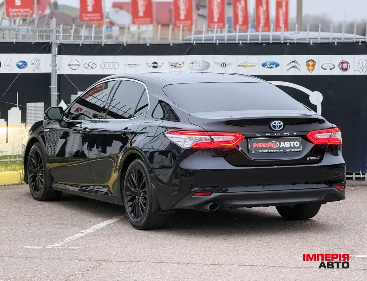 Toyota Camry - фото 6