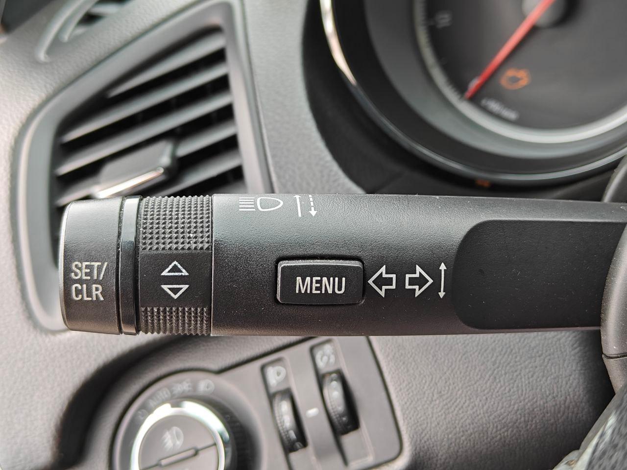 Opel Insignia - фото 5