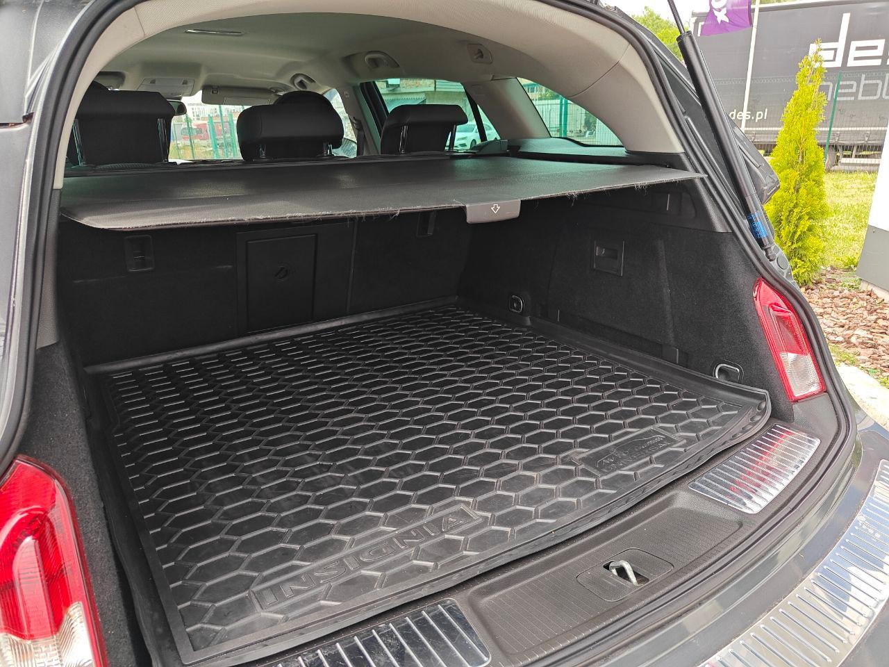 Opel Insignia - фото 23