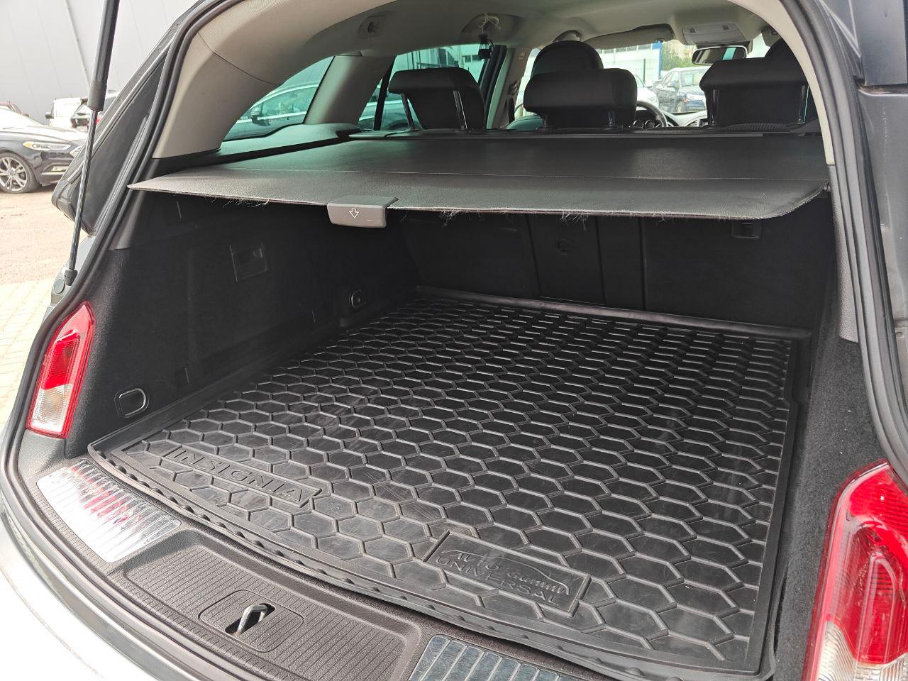 Opel Insignia - фото 28