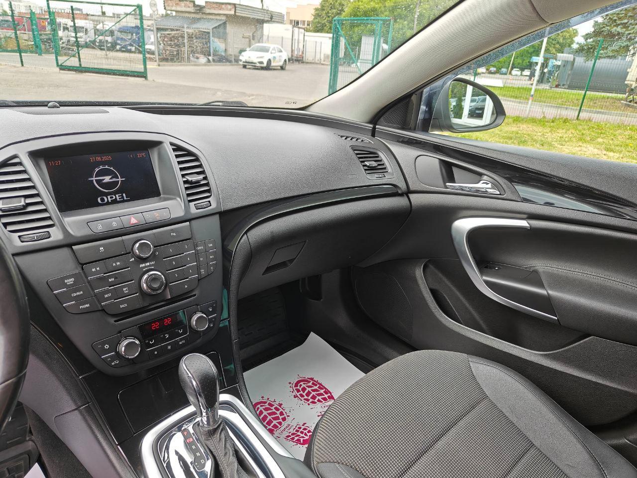 Opel Insignia - фото 18