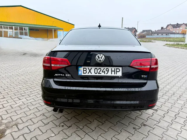 Volkswagen Jetta - фото 5