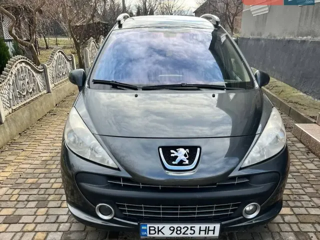 Peugeot 207 - фото 1