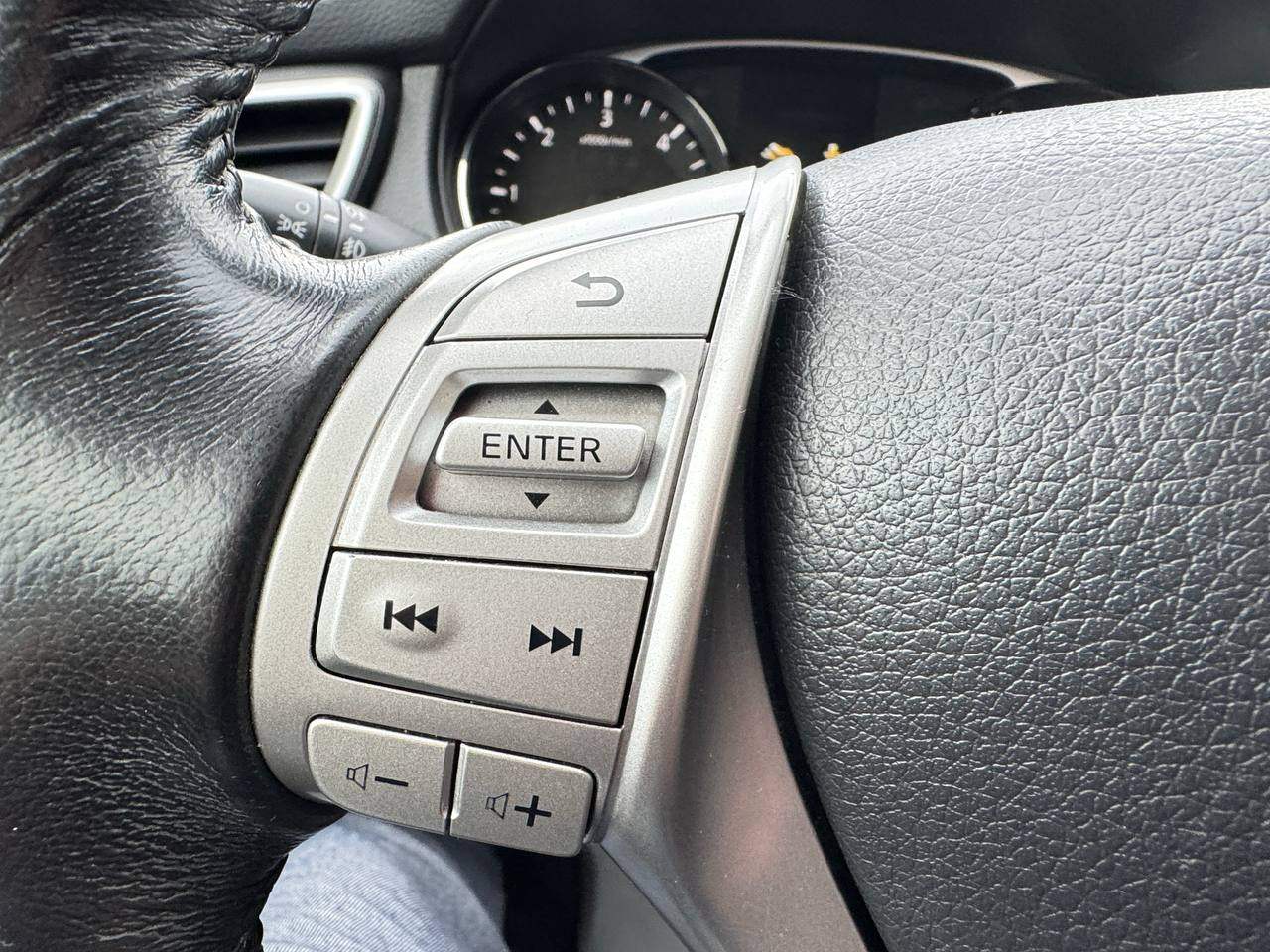 Nissan X-Trail - фото 21