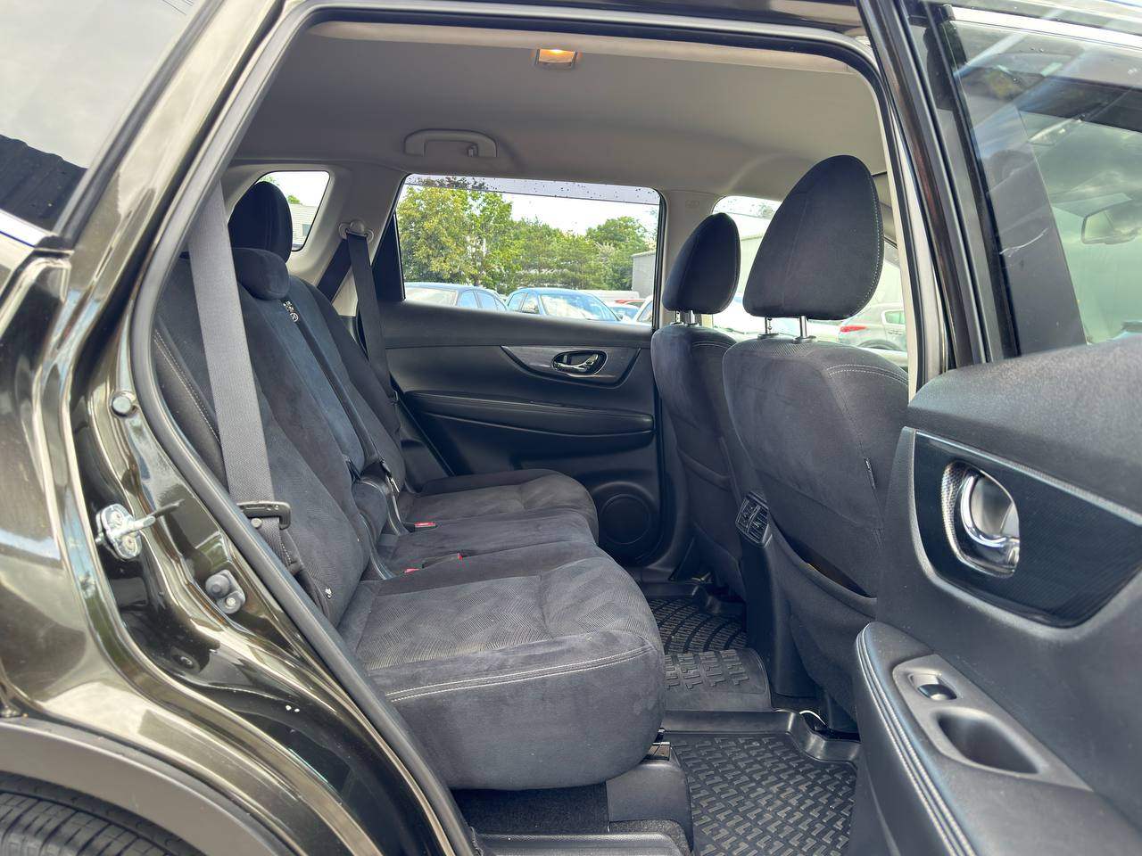 Nissan X-Trail - фото 25