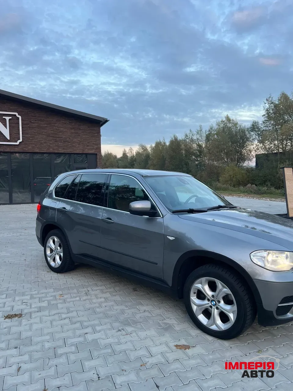 BMW X5 - фото 12