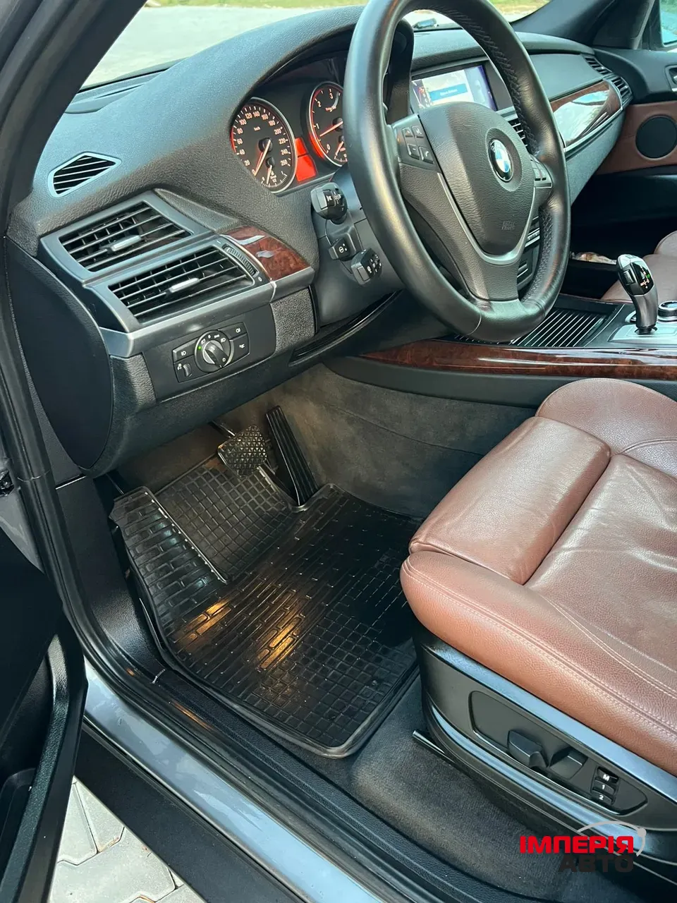 BMW X5 - фото 17