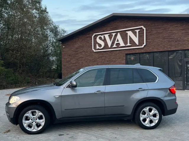 BMW X5 - фото 5