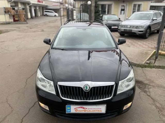 Skoda Octavia - фото 5