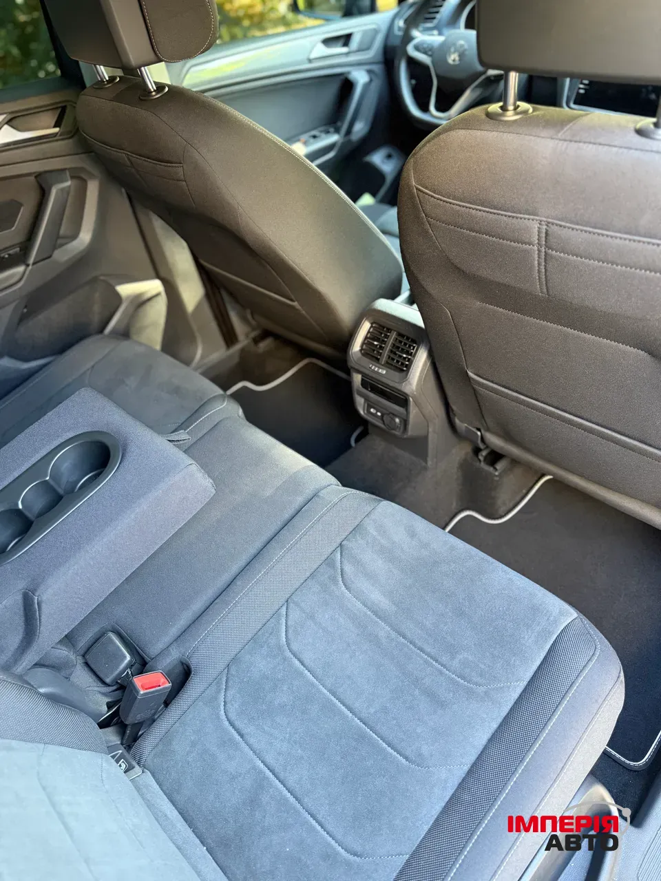 Volkswagen Tiguan - фото 21