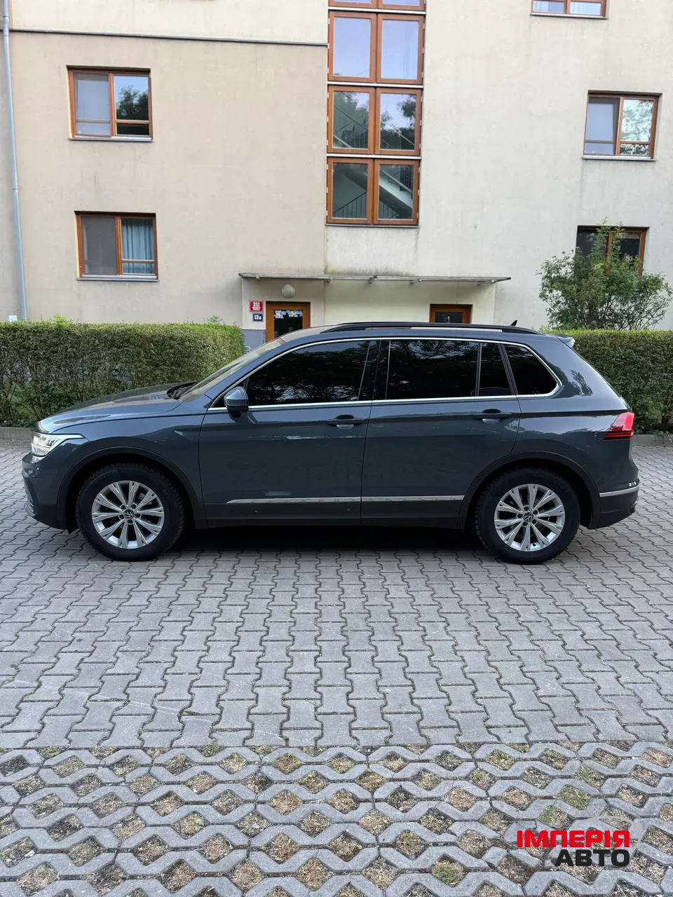 Volkswagen Tiguan - фото 10