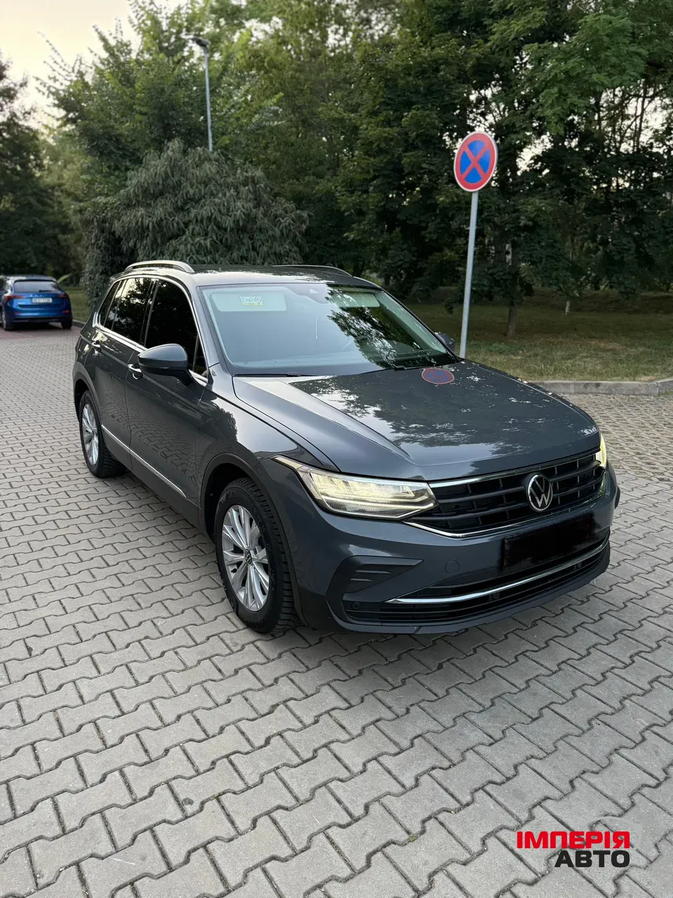 Volkswagen Tiguan - фото 8
