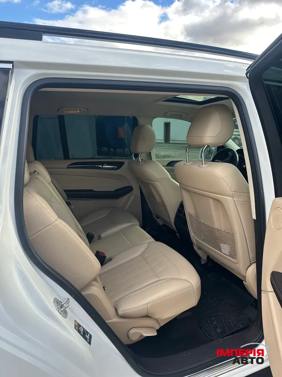 Mercedes-Benz GLS - фото 26