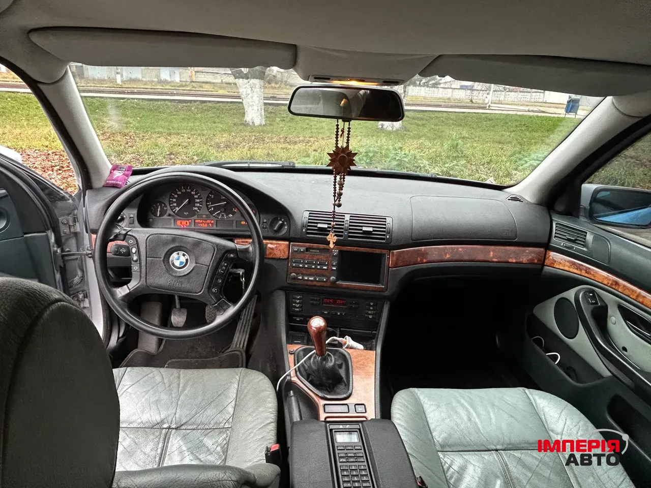 BMW 5 серії - фото 7