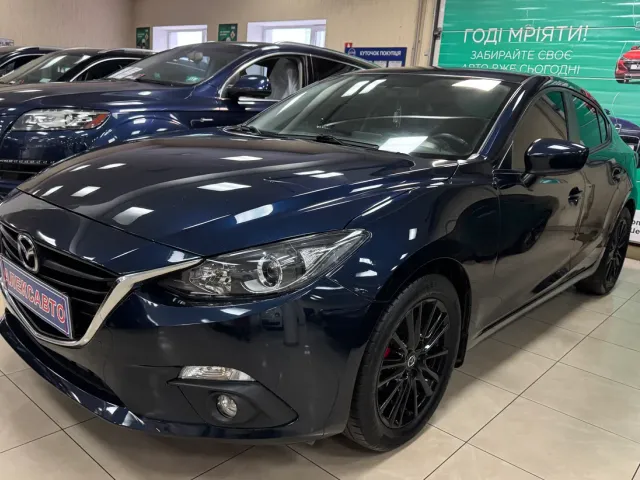 Mazda 3 - фото 3