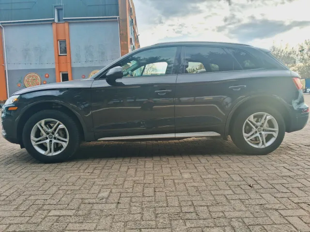 Audi Q5 - фото 2