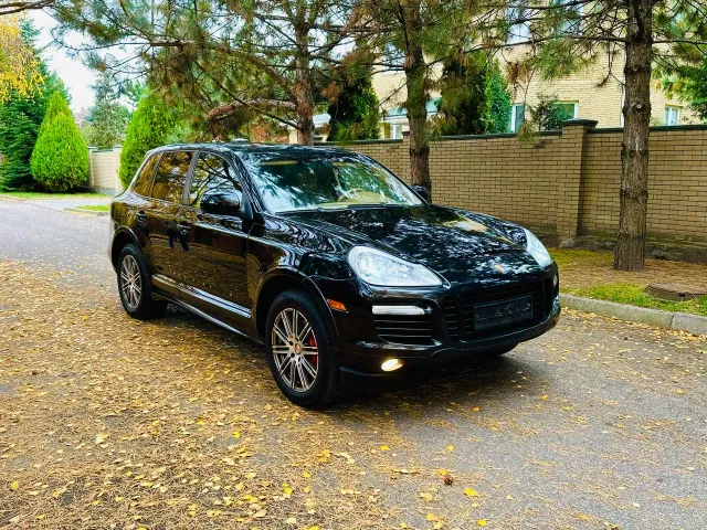 Porsche Cayenne - фото 5
