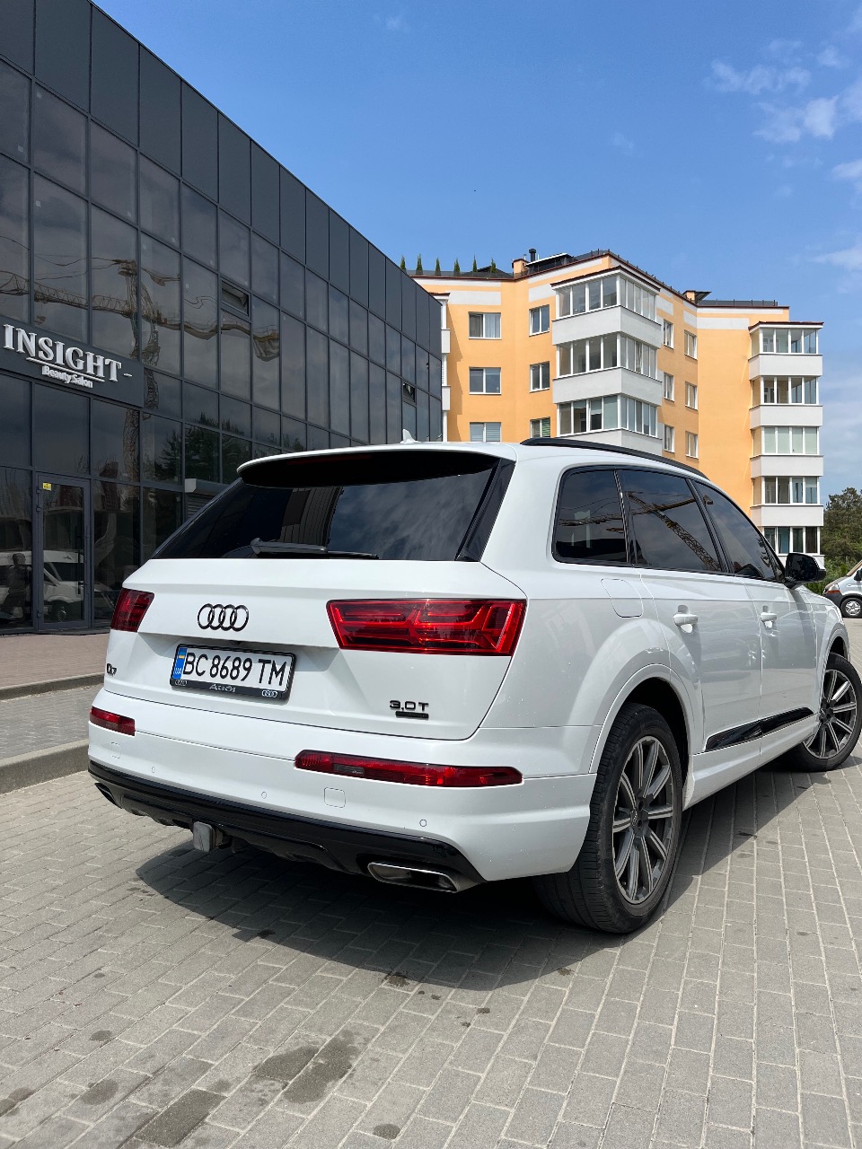 Audi Q7 - фото 4
