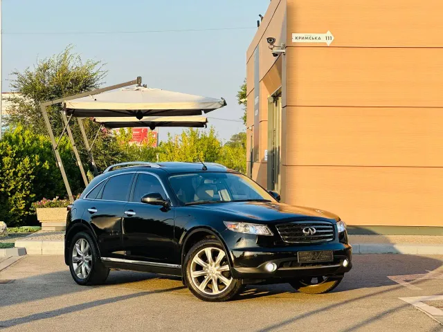 Infiniti FX - фото 3