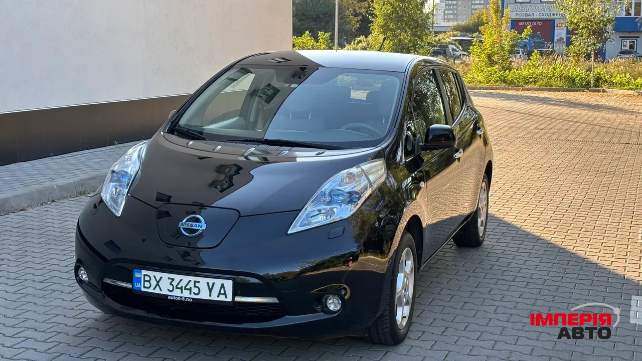 Nissan Leaf - фото 1