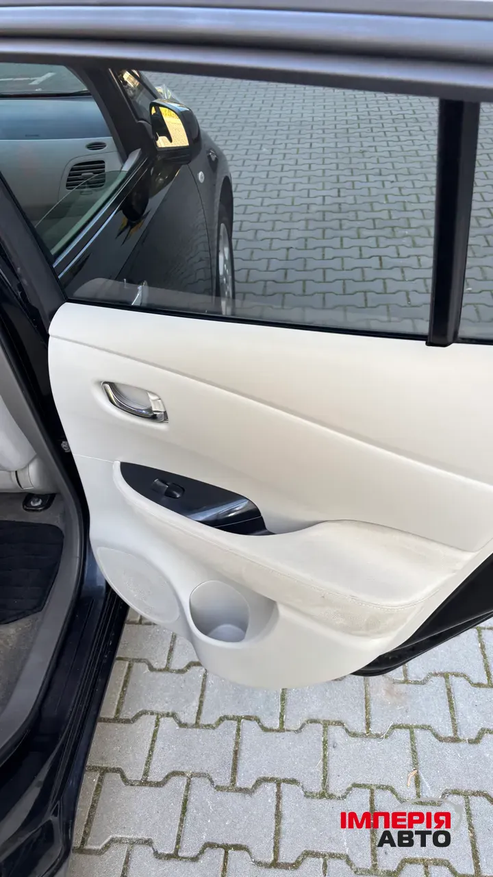 Nissan Leaf - фото 11