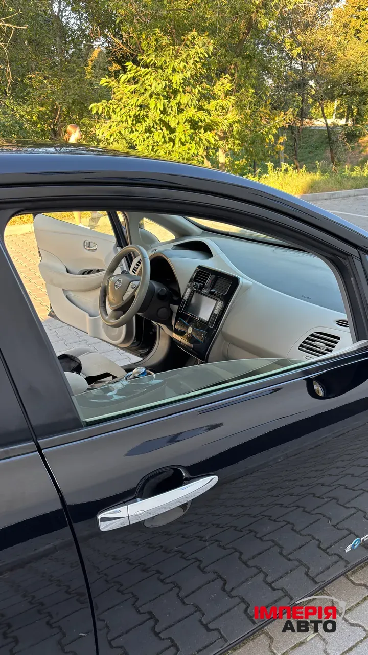 Nissan Leaf - фото 9