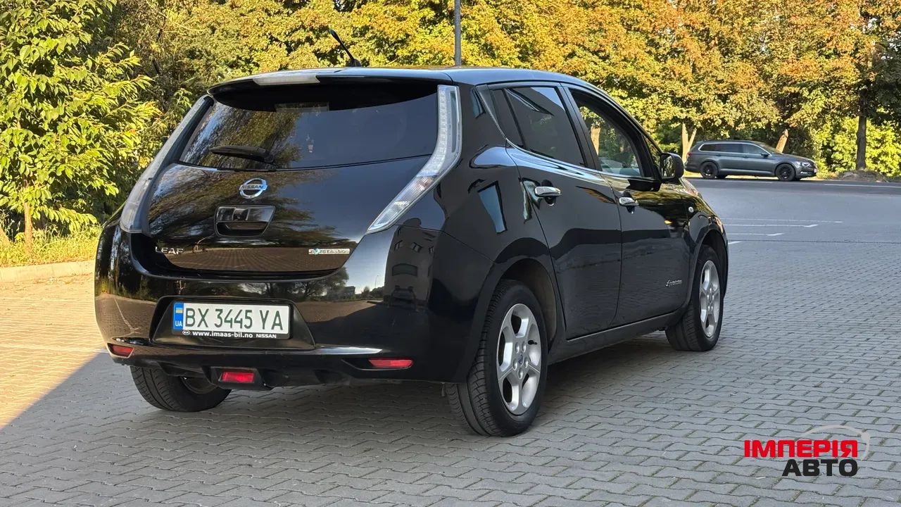 Nissan Leaf - фото 5