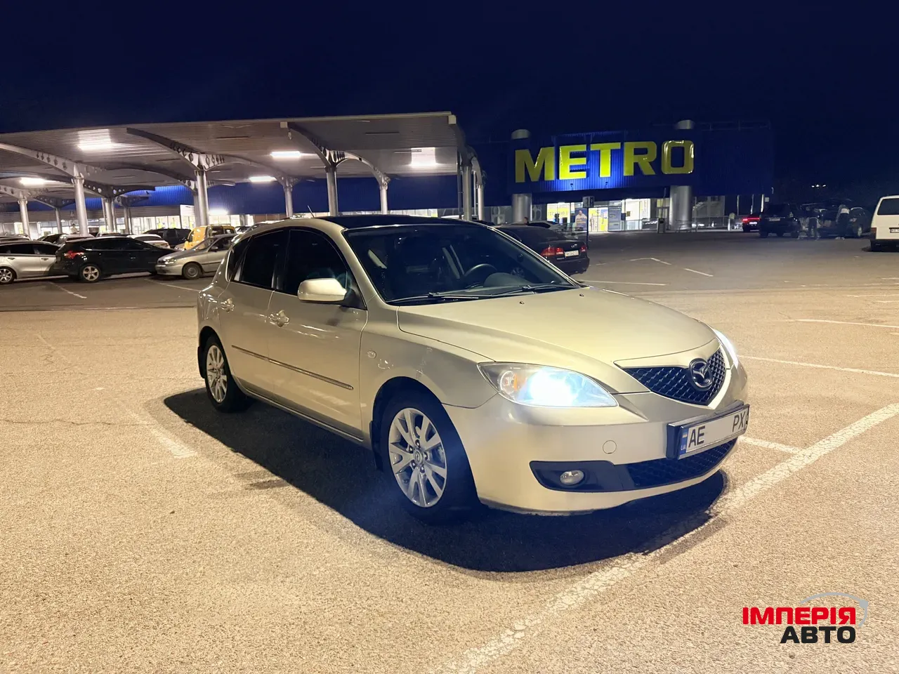 Mazda 3 - фото 7